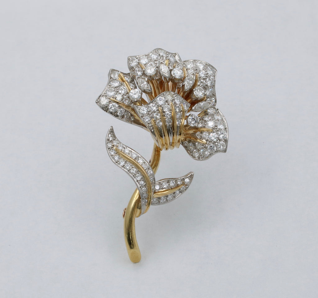 18K GOLD 45 CARAT DIAMOND FLOWER BROOCH