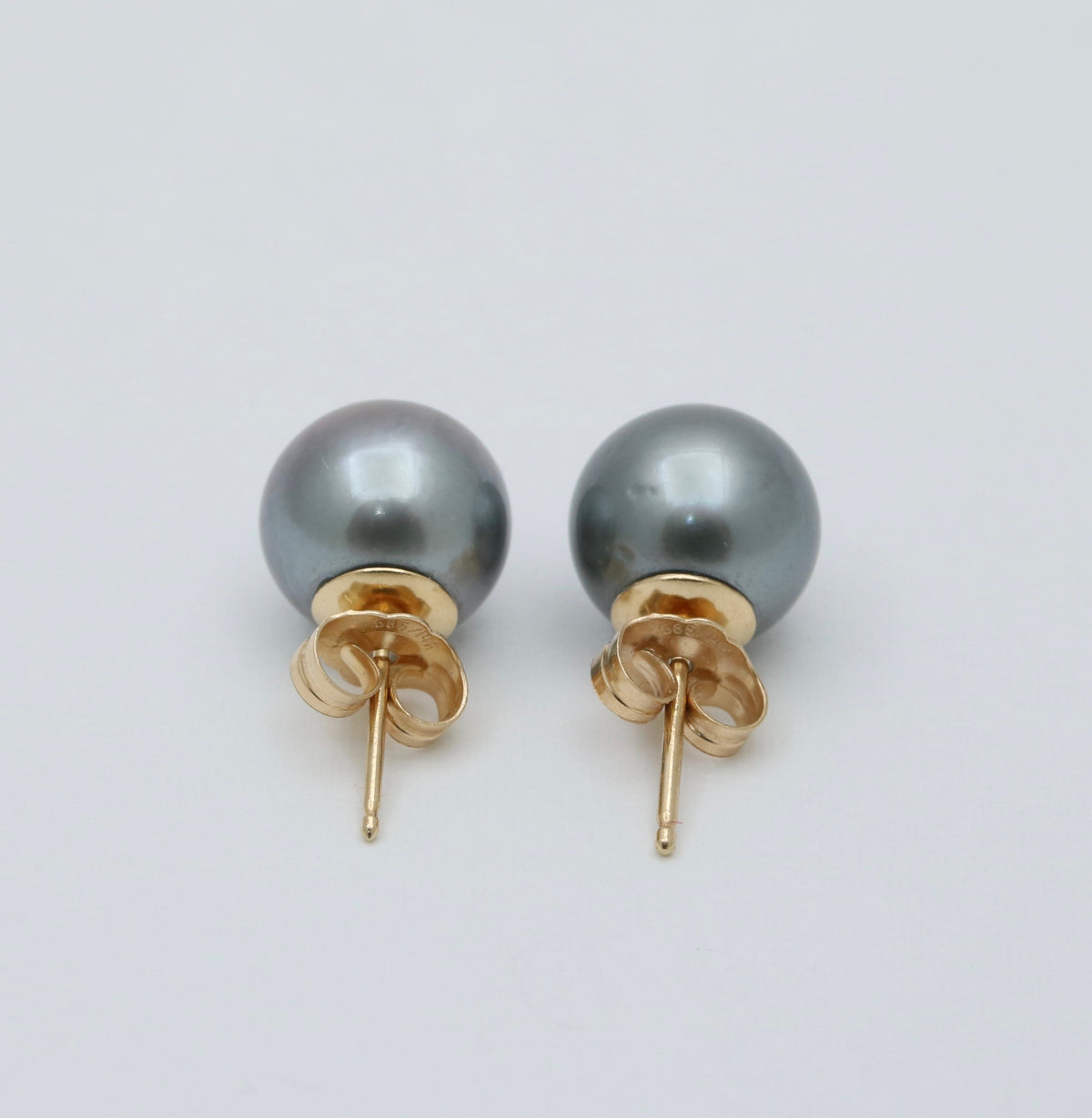 Cultured Black Pearl 8.9 mm Stud Earrings