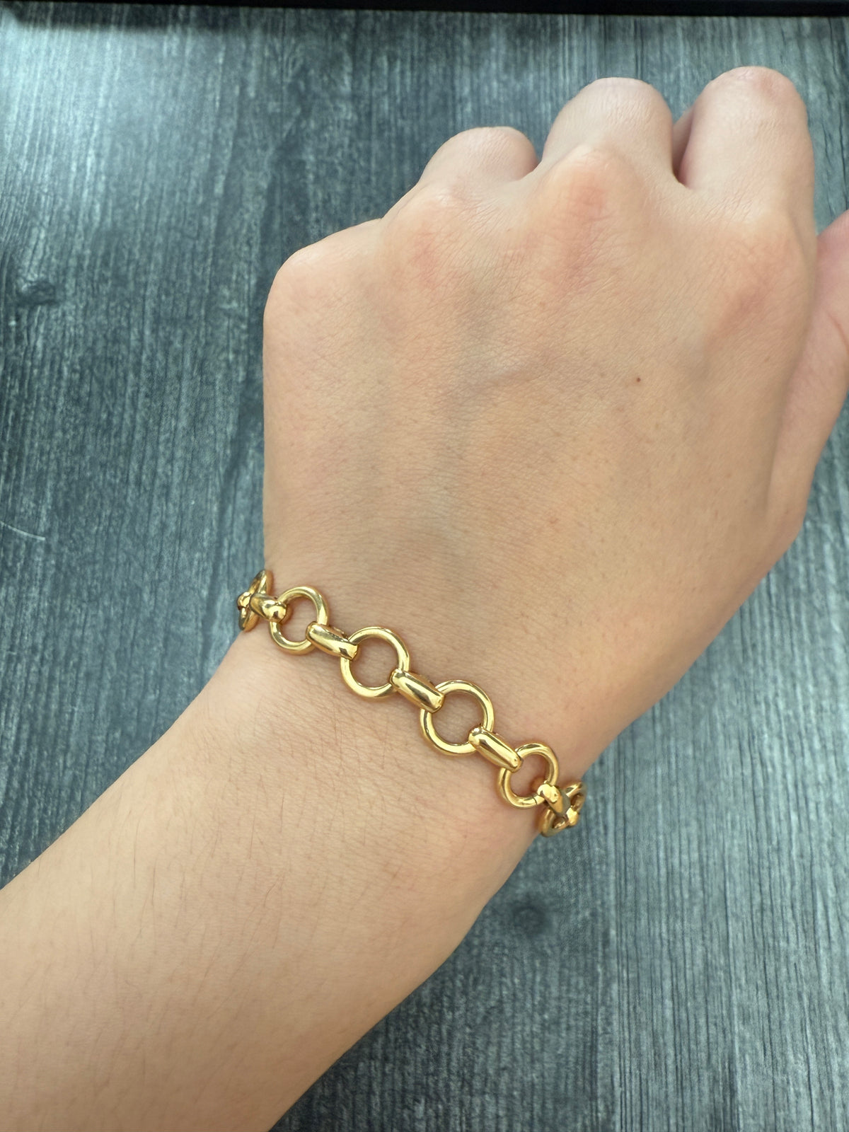 Vintage 18K Gold Circular Link Bracelet, 7.5” Long