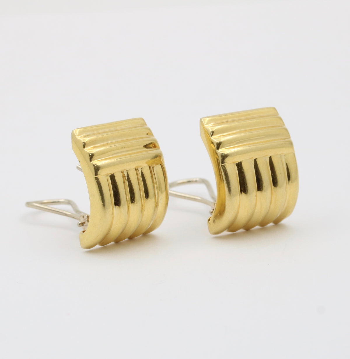 Wide Vintage 18K Gold Columnar Huggie Earrings