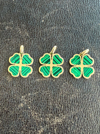 Small Clover Charm with Inlaid Malachite