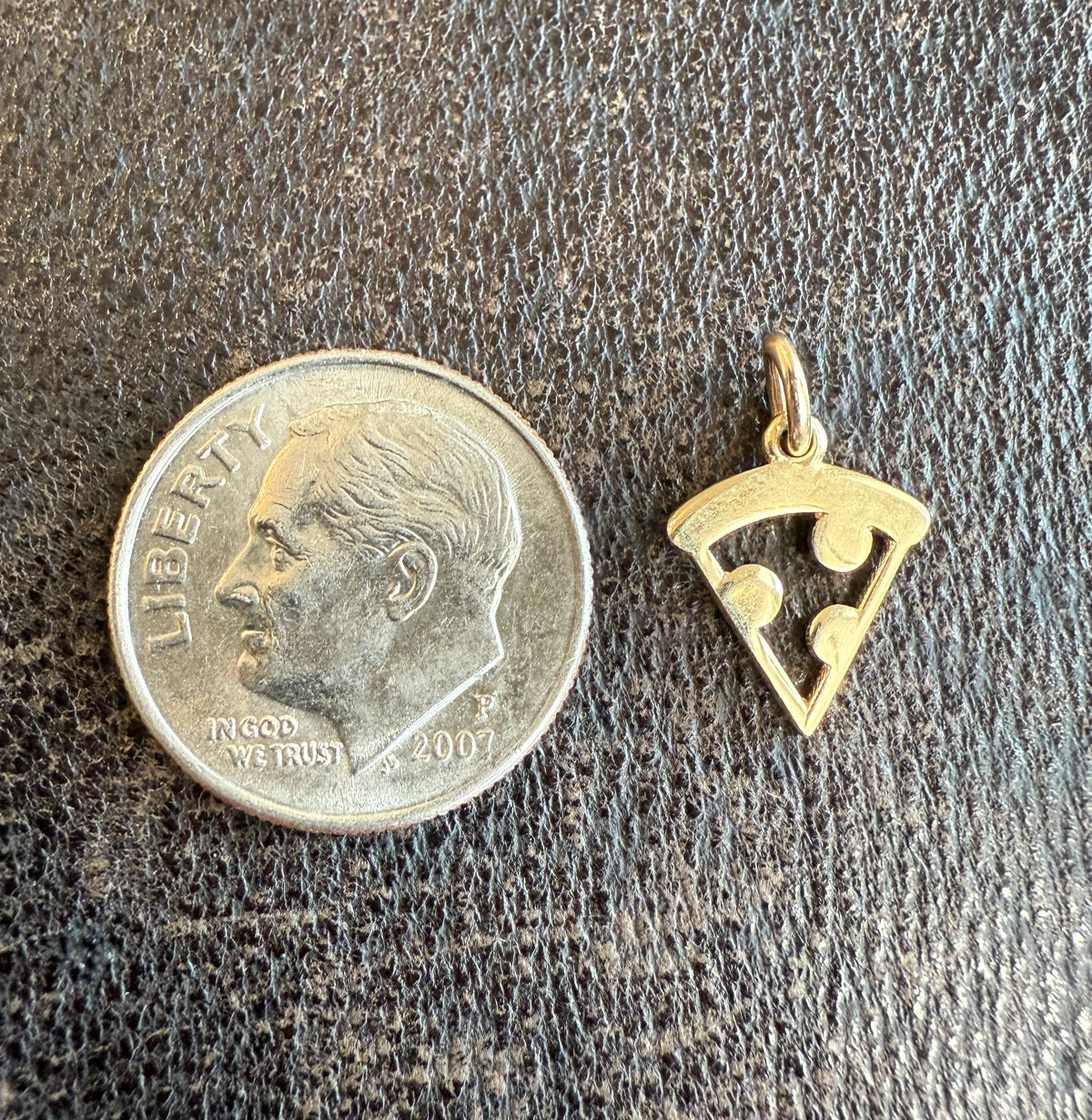 Pizza 14K Gold Charm, NYC