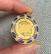 Vintage 18K Gold and Enamel Pisces Zodiac Charm