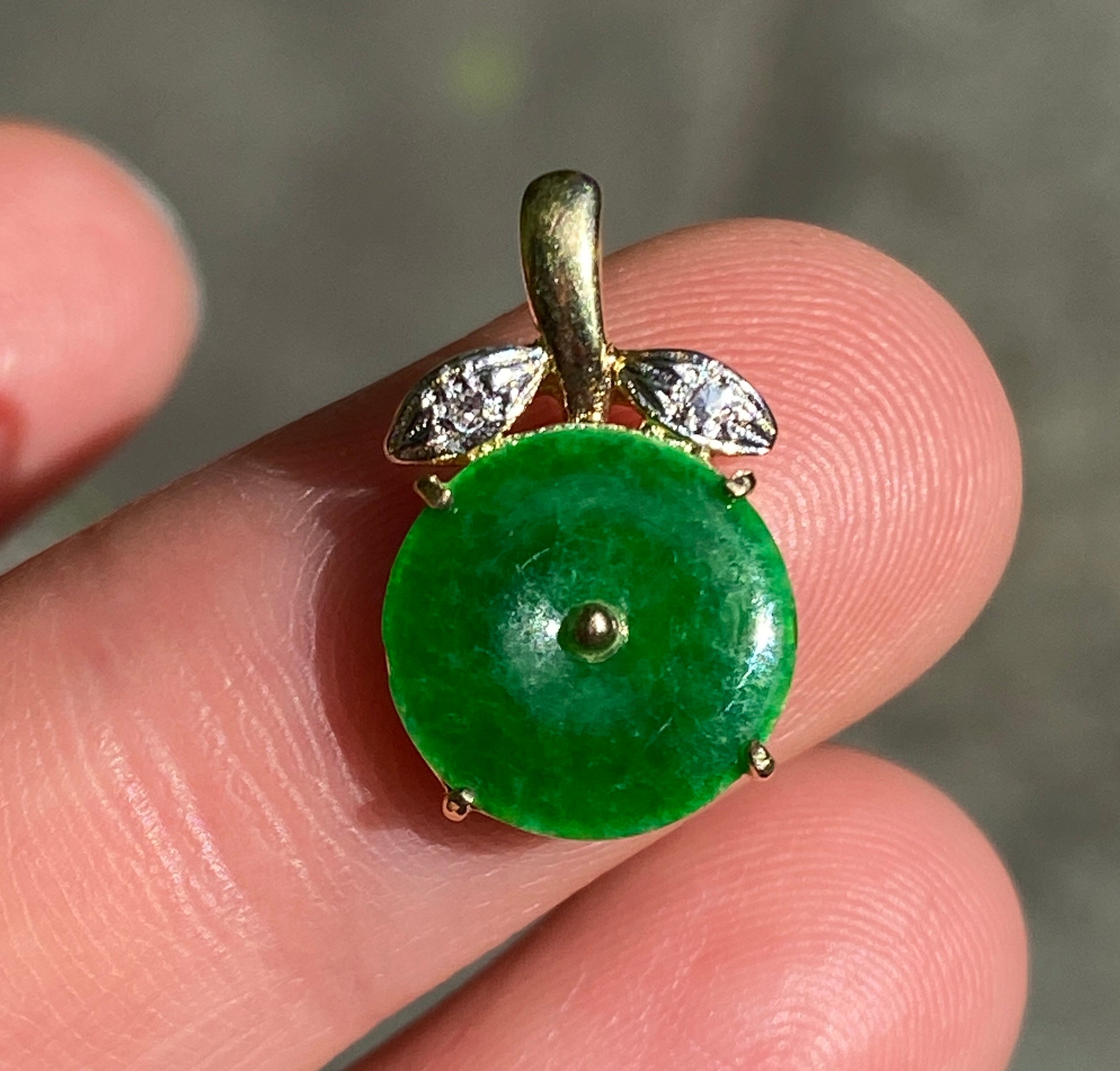 Jade hot sale disk pendant