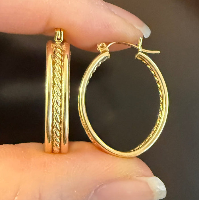 Vintage 14K Gold Twist Oval Hoop Earrings