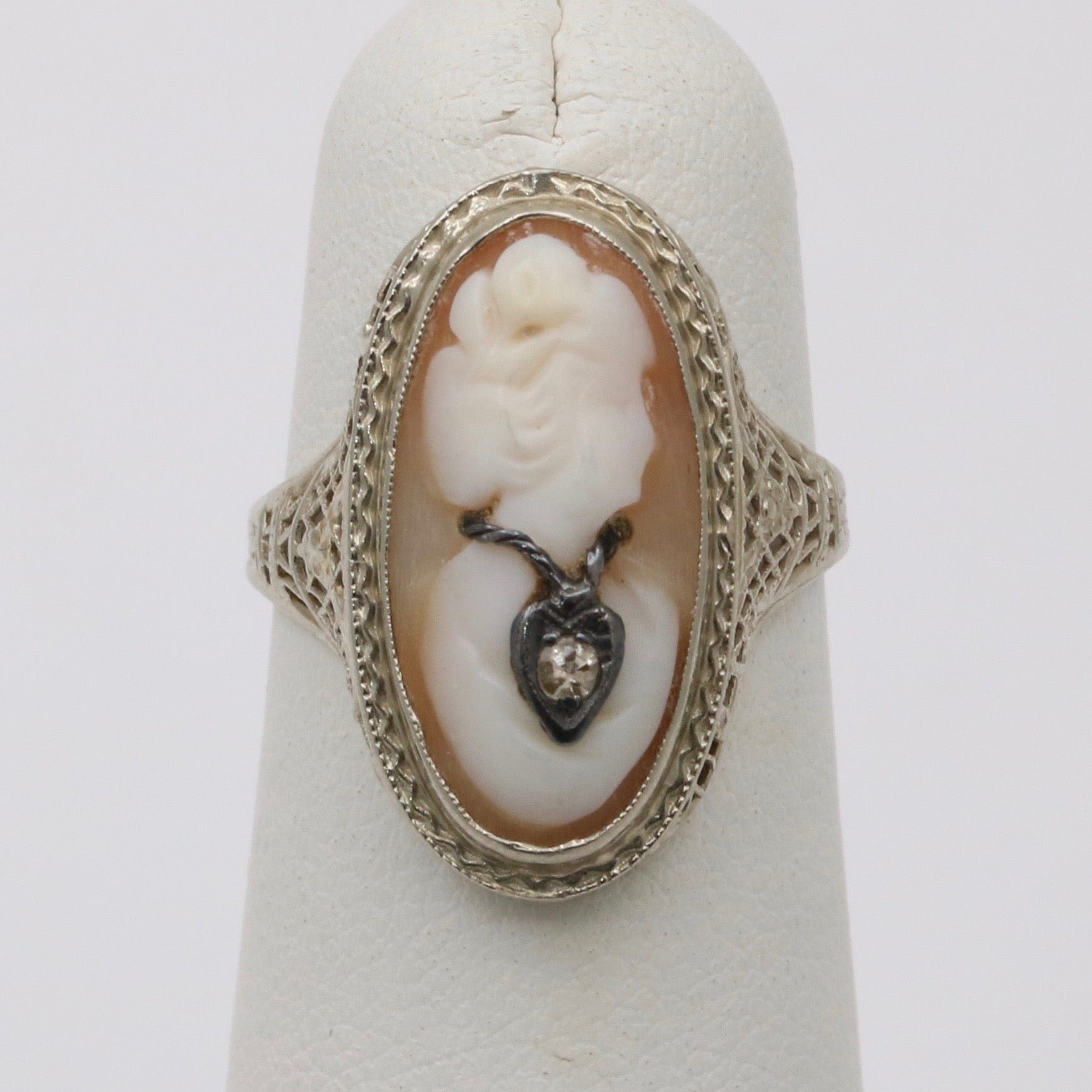 Art Deco 14K Gold and Carved Shell Cameo Ring