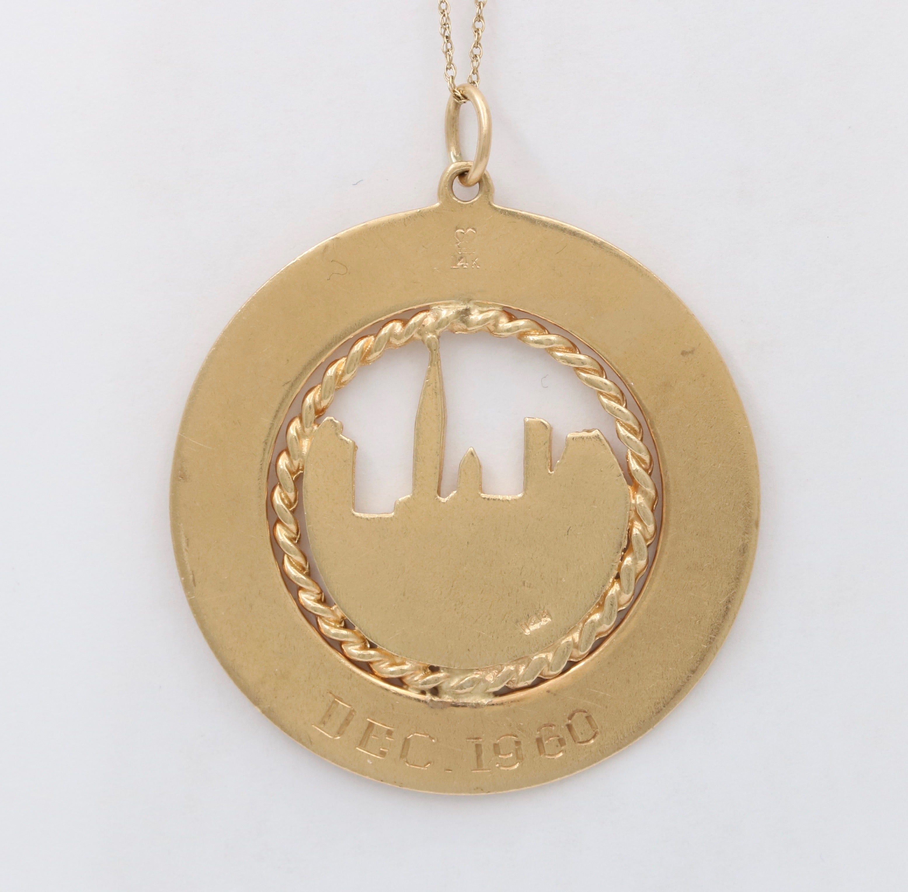 Large Vintage 14K Gold New York City Skyline Disc Charm