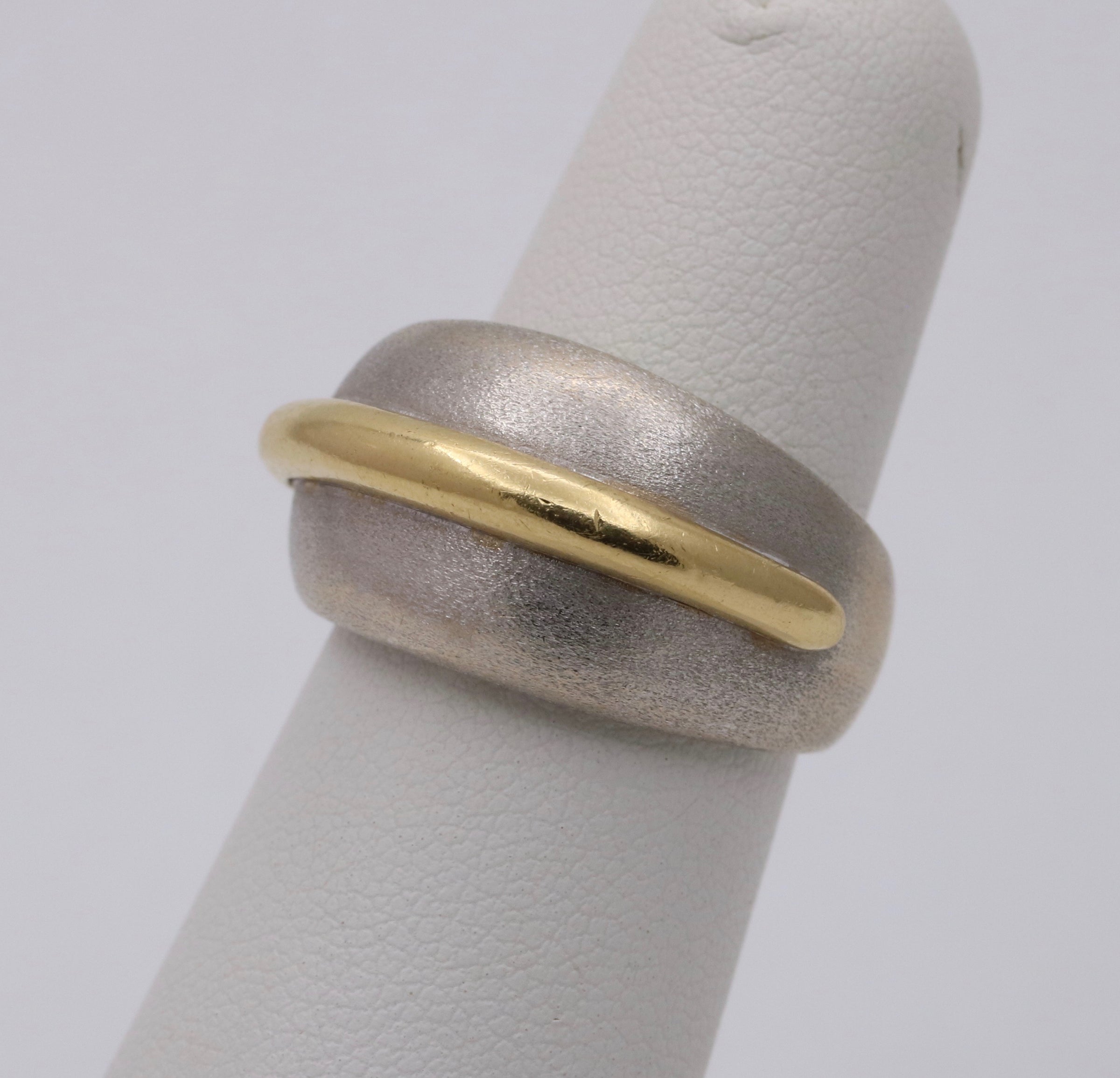 Vintage Modernist 18K Jewelry Dome Alpha Omega Gold – Bicolor Ring 