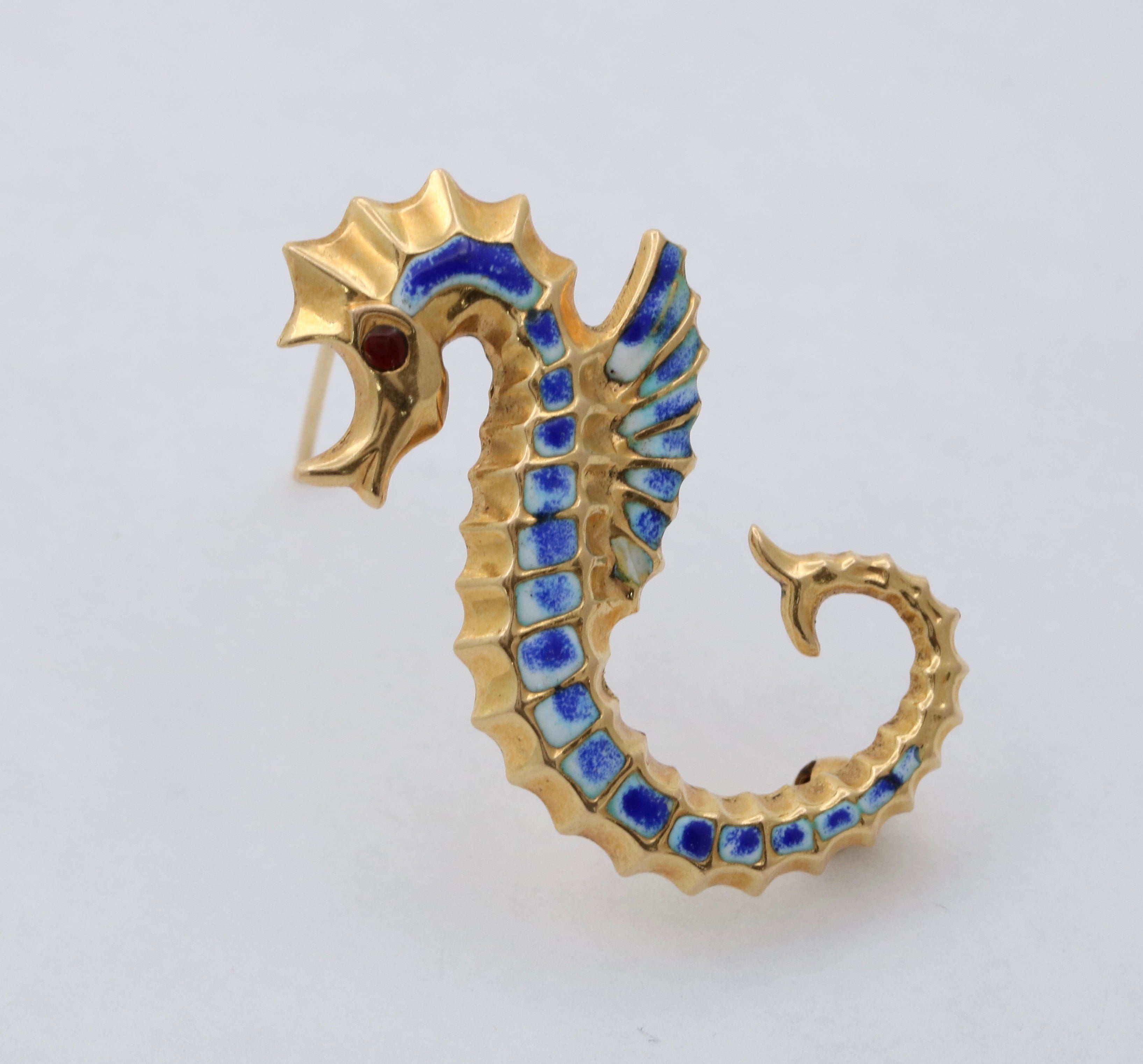 Vintage hot sale seahorse brooch