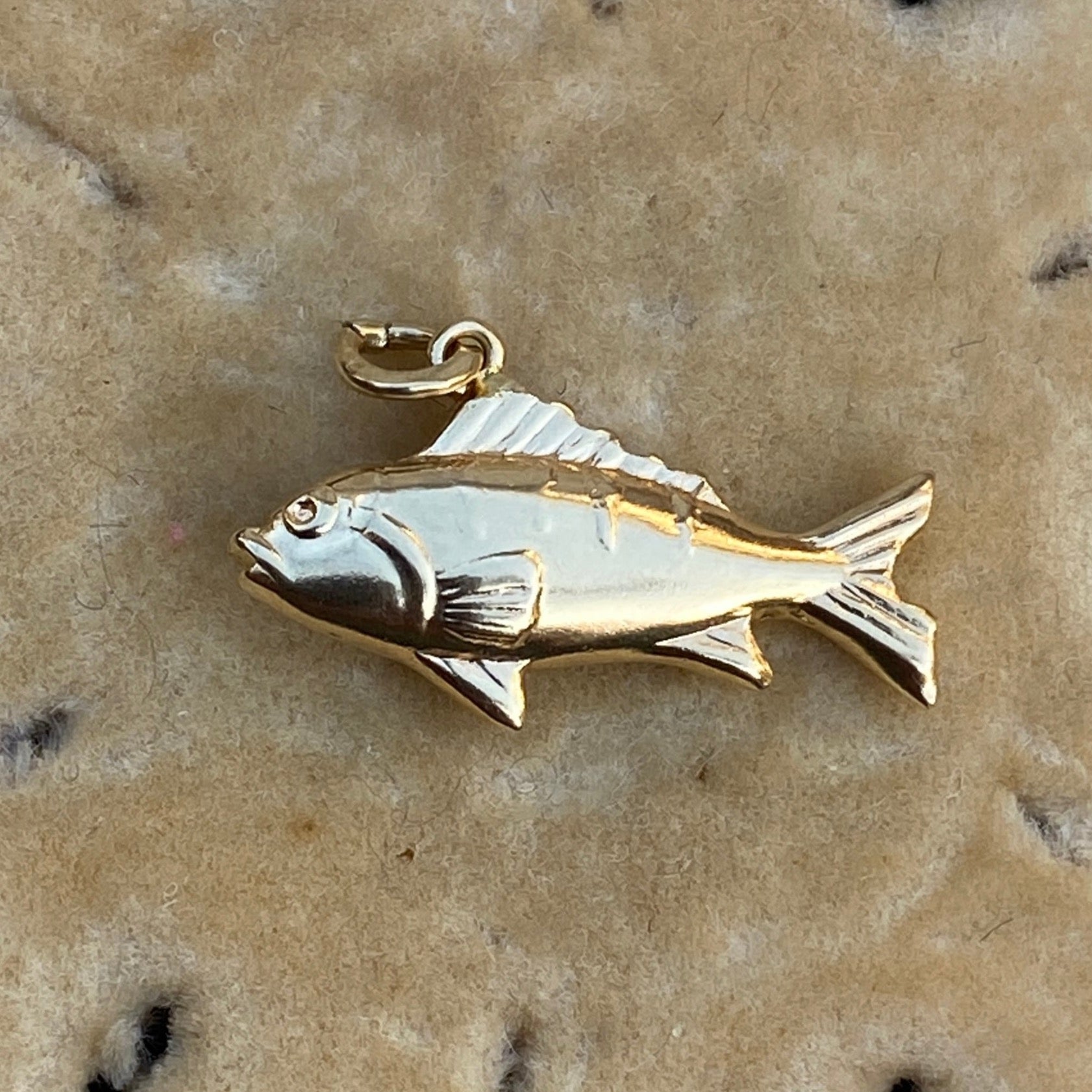 Vintage 18K Gold Tuna Fish Charm Alpha Omega Jewelry