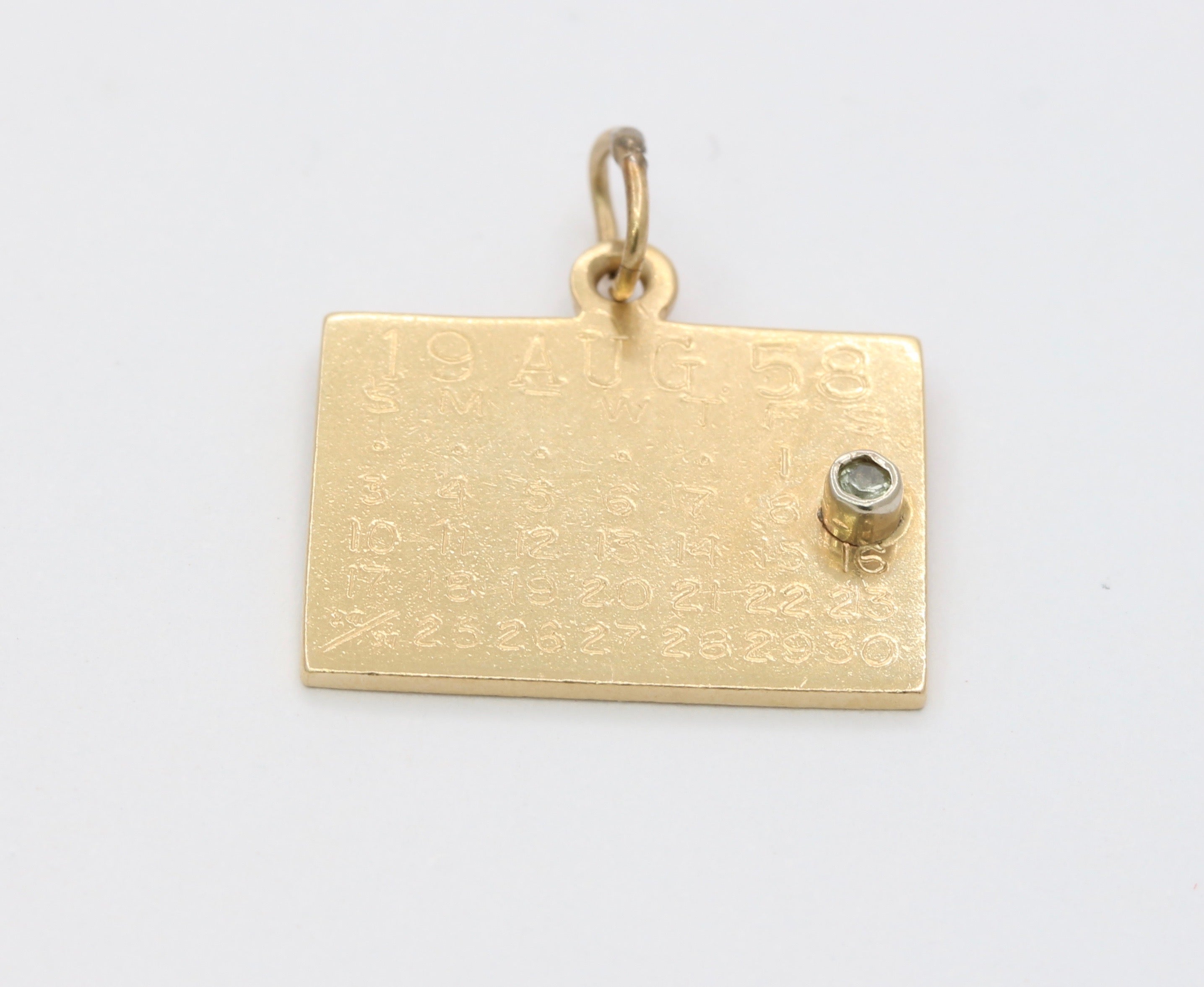 Vintage 14K Gold Calendar Birthday Charm August 9 Pendant