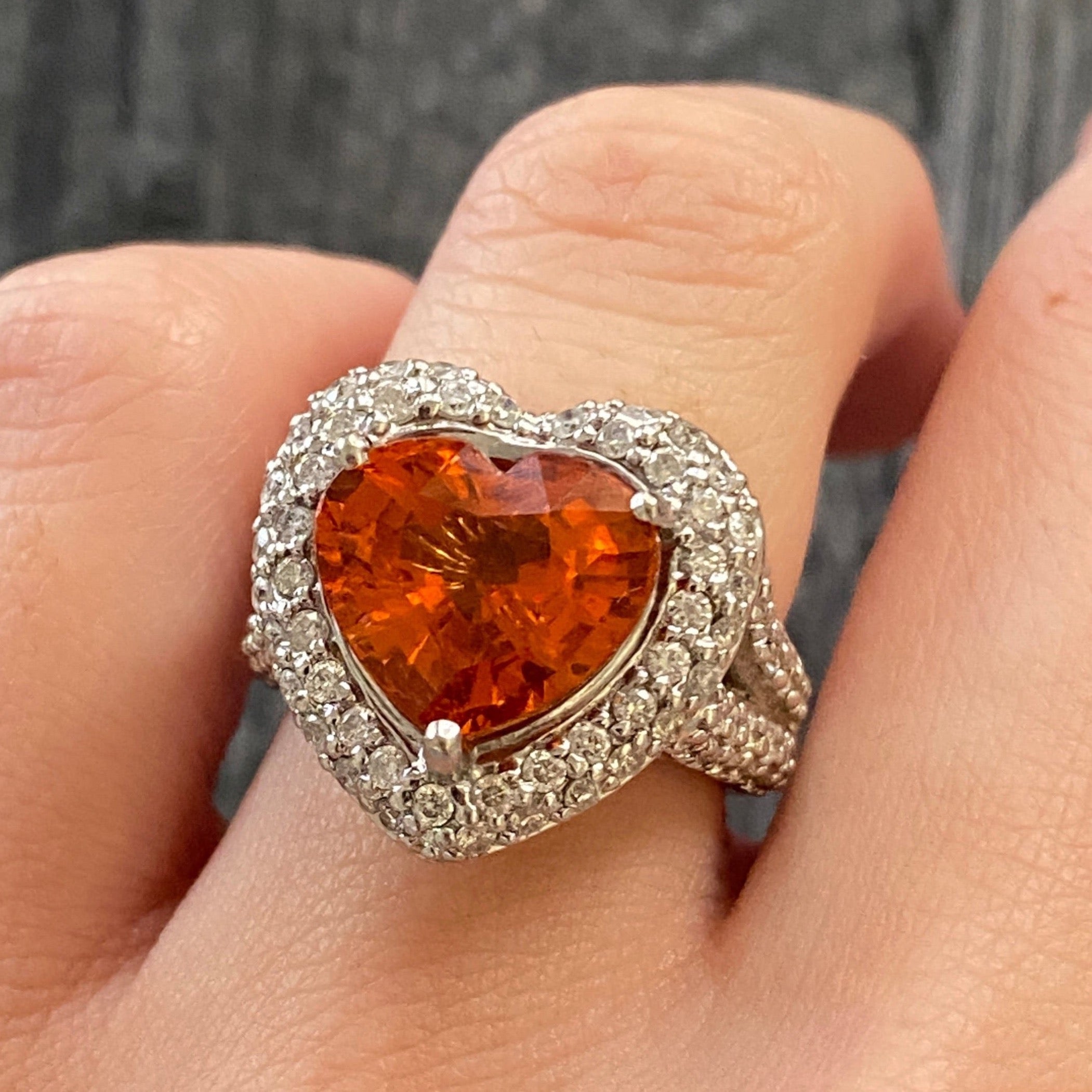 Heart shaped store garnet ring gold