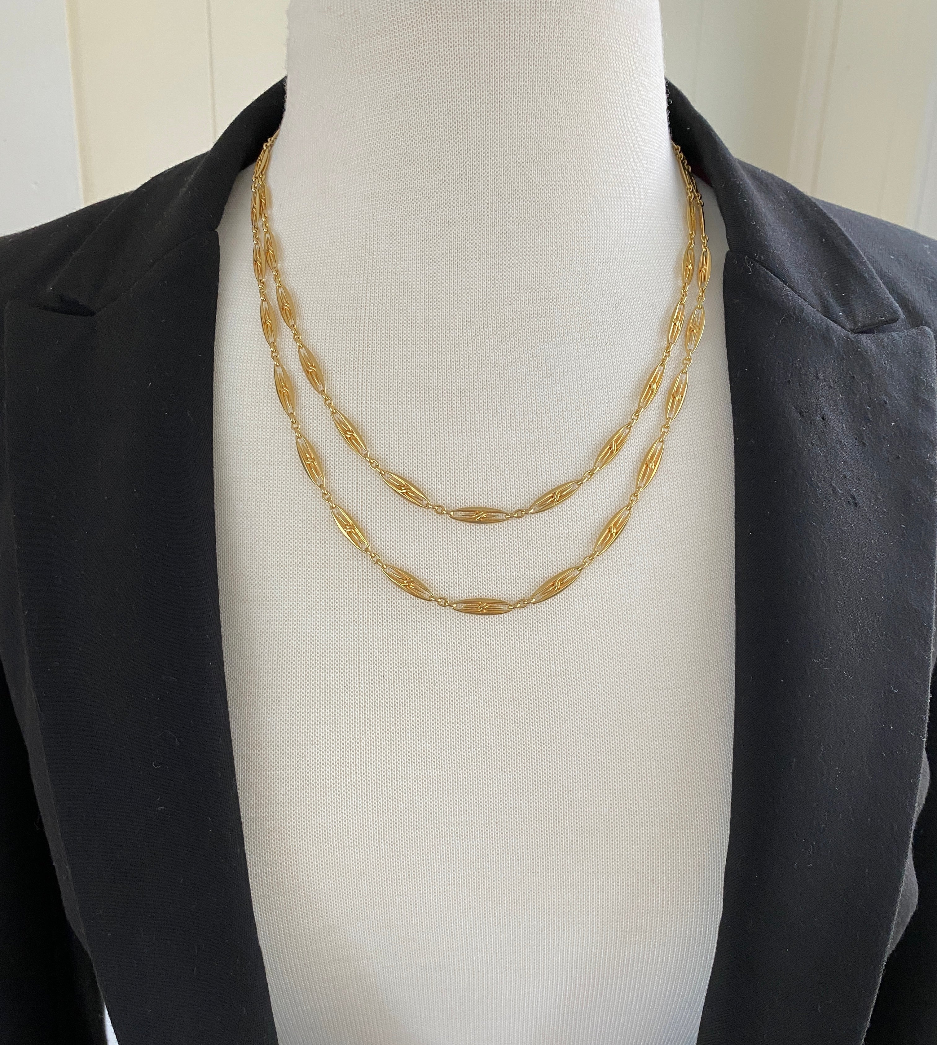 Premium Antique Gold Chain Necklace Set: Unique Temple Jewellery Designs  for a Distinctive Gold Look NL26383