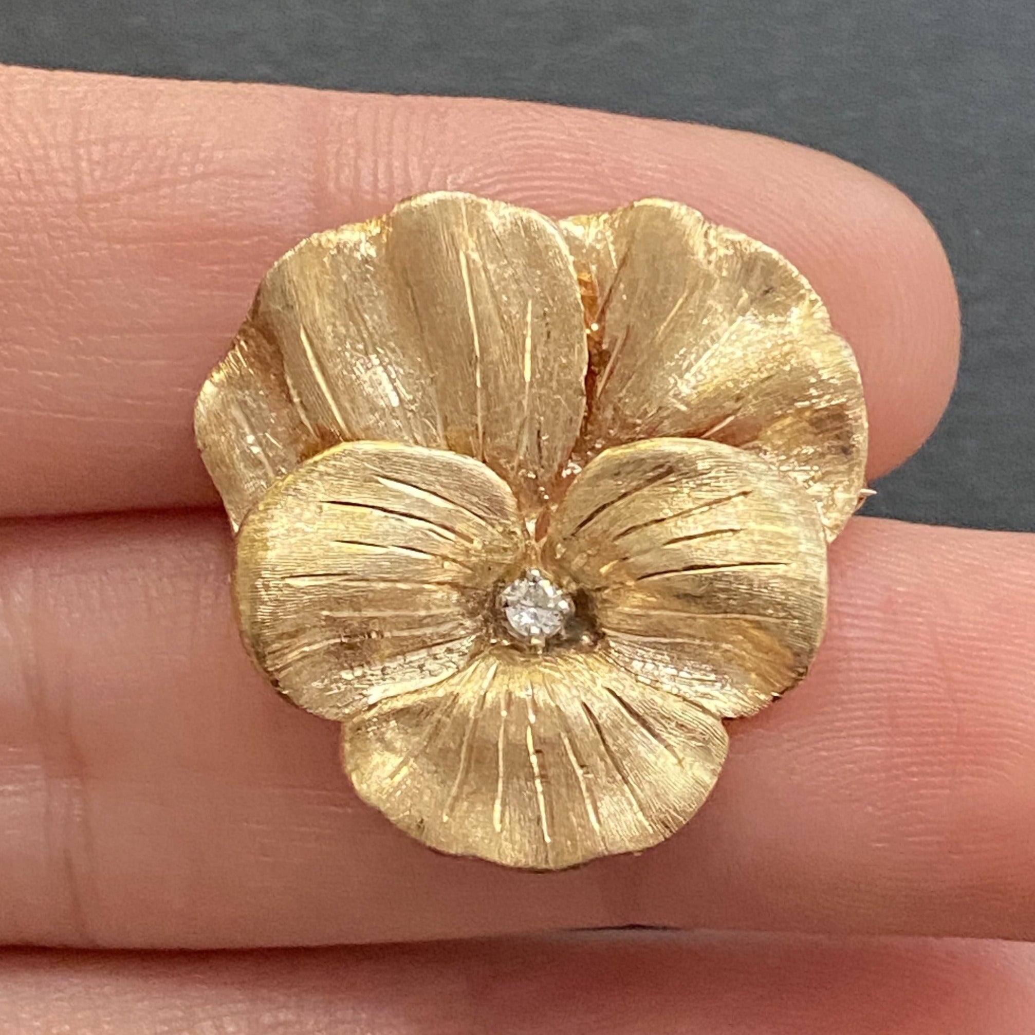 Ming's Hawaii Pearl Floral 14K Yellow Gold Brooch Pin